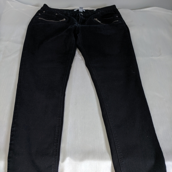 Kenneth Cole Reaction Skinny Jeans - Picture 6 of 8
